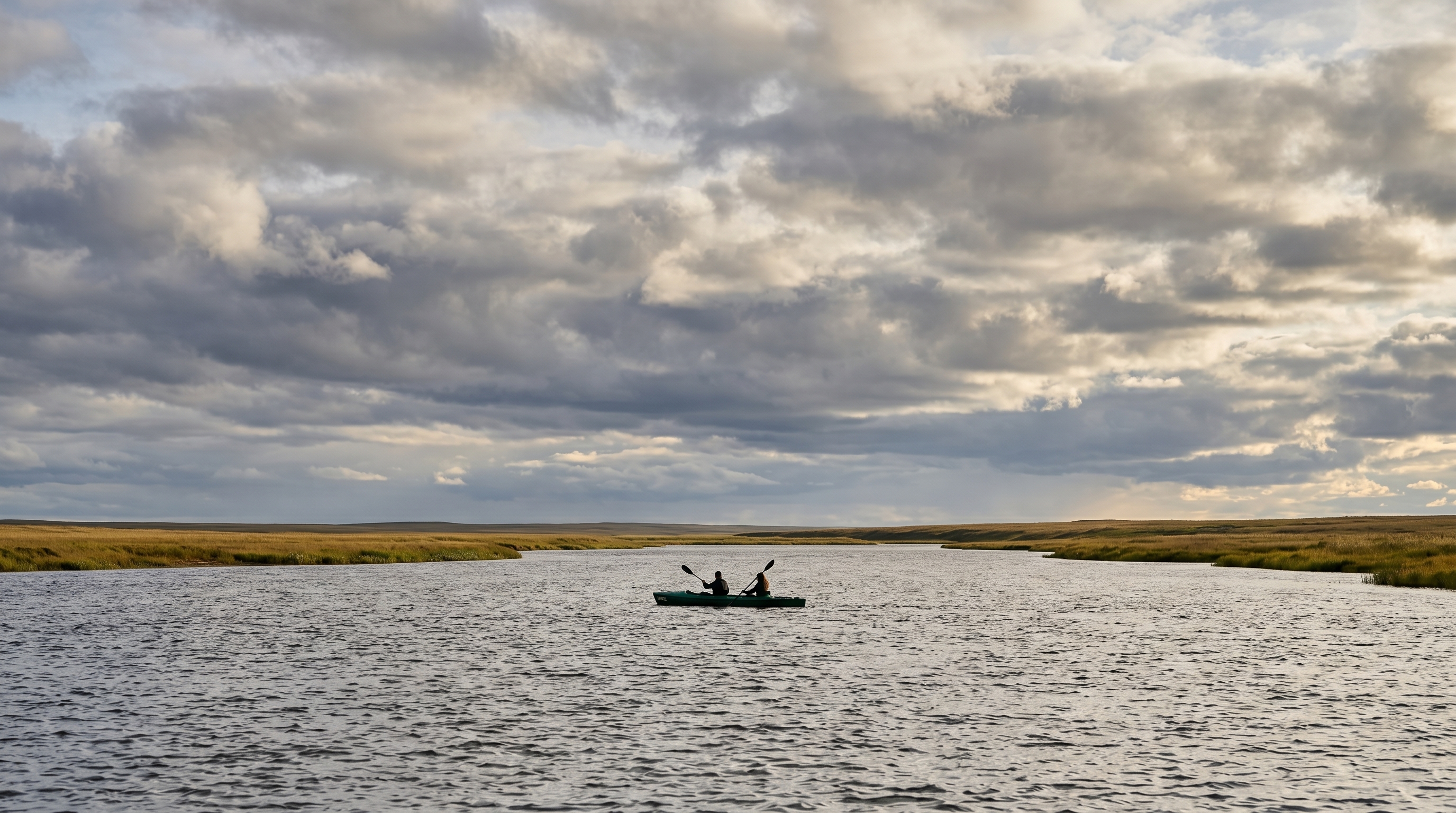 Real_DSLR_photograph._Exact_kayak_202606161713 (2).jpeg
